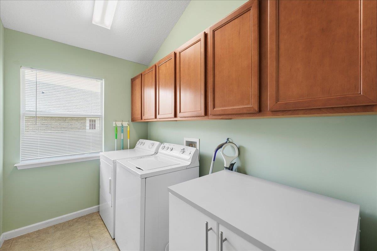 Image 31 of 65 For 880 Red House Branch Rd E
